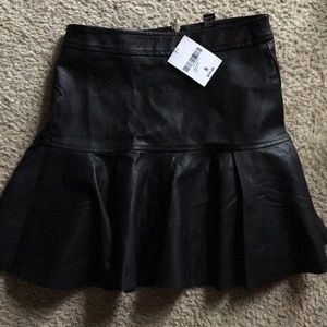 Forever 21 black small leather skirt
